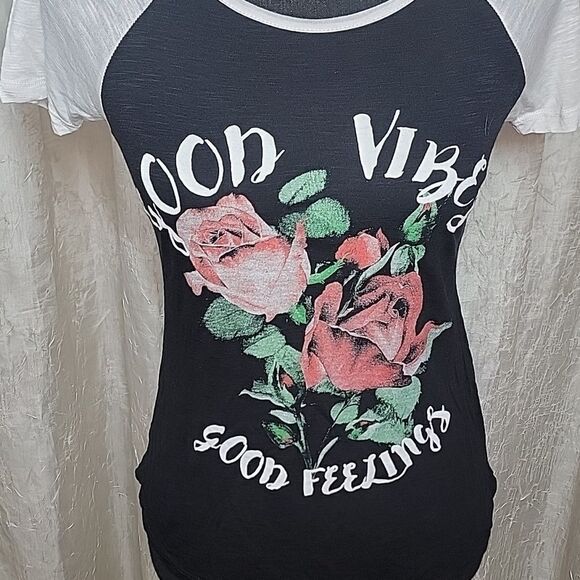 Good Vibes Black T-Shirt - Picture 5 of 12